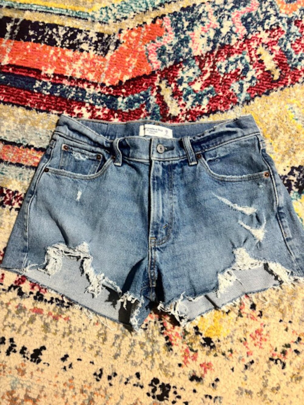 NWT Abercrombie Ripped Mom Jean Denim Shorts
